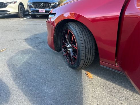 Used 2022 MAZDA MAZDA3 s image 29