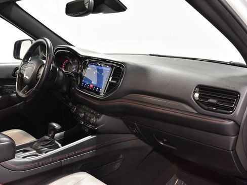 Used 2023 Dodge Durango GT image 31