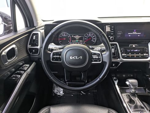 Used 2022 Kia Sorento SX FWD image 17