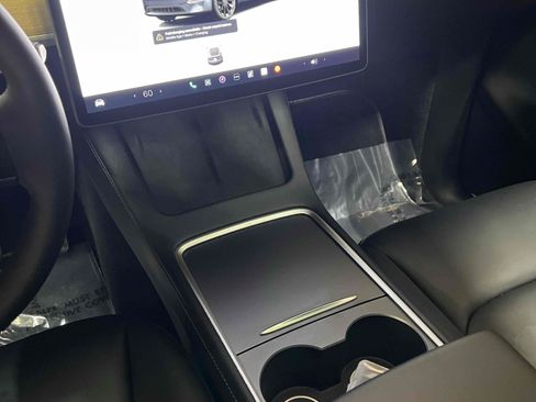 Used 2023 Tesla Model Y Long Range AWD/4WD image 75
