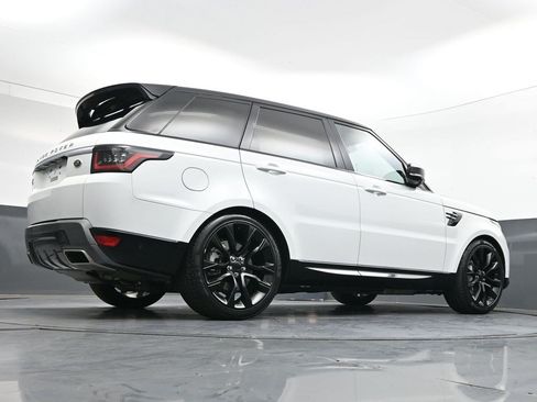 Used 2018 Land Rover Range Rover Sport HSE AWD/4WD image 28