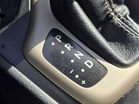 Used 2016 Jeep Cherokee Latitude w/ Safety/Convenience Group image 27