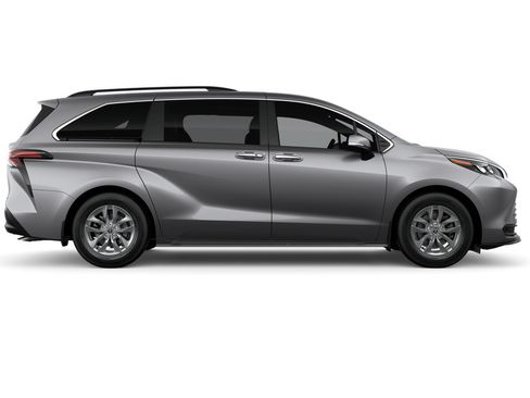 New 2026 Toyota Sienna XLE FWD image 12