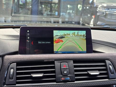 Used 2018 BMW 330i xDrive Sedan image 23