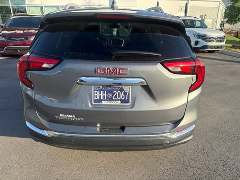 Used 2021 GMC Terrain SLT w/ Infotainment Package II FWD image 8