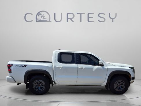 New 2026 Nissan Frontier Pro-X w/ Pro-X Convenience Package RWD image 7