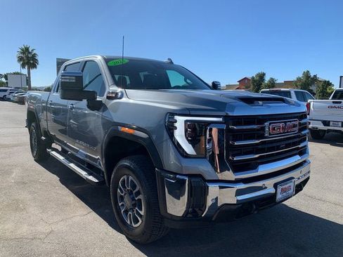 New 2025 GMC Sierra 3500 SLT w/ SLT Premium Package image 4