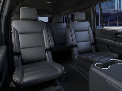 New 2026 GMC Yukon XL Elevation AWD/4WD image 17