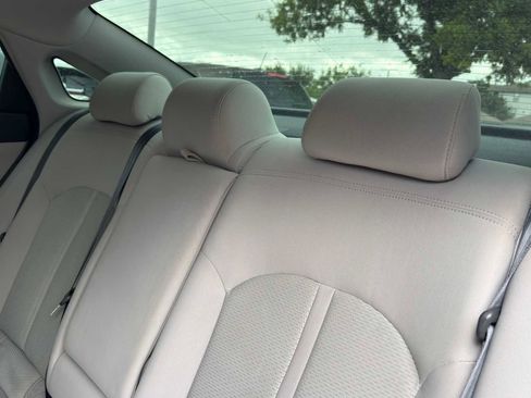 Used 2016 Hyundai Sonata SE FWD image 26