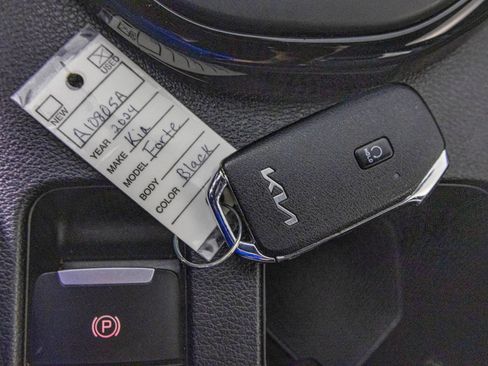 Used 2024 Kia Forte GT-Line w/ GT-Line Premium Package FWD image 28