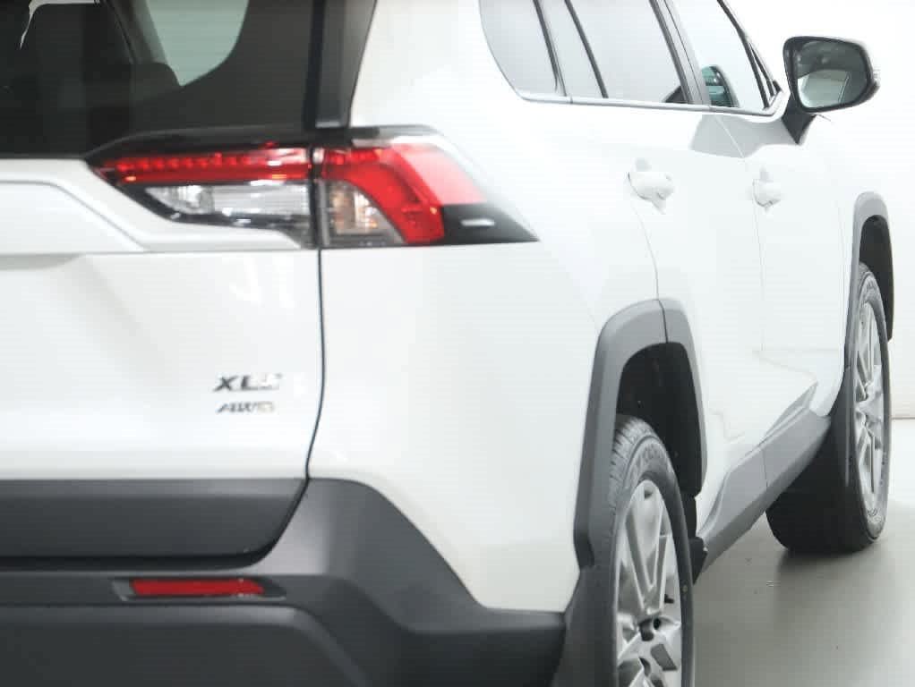 Used 2024 Toyota RAV4 XLE Premium w/ Weather Package AWD/4WD image 46