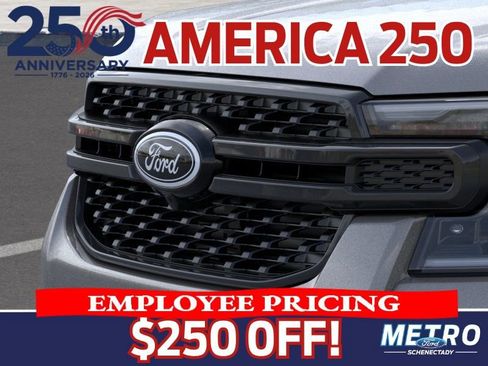 New 2025 Ford Ranger Lariat w/ FX4 Off-Road Package AWD/4WD image 17