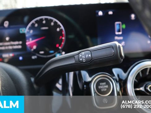 Used 2025 Mercedes-Benz GLA 250 4MATIC image 32