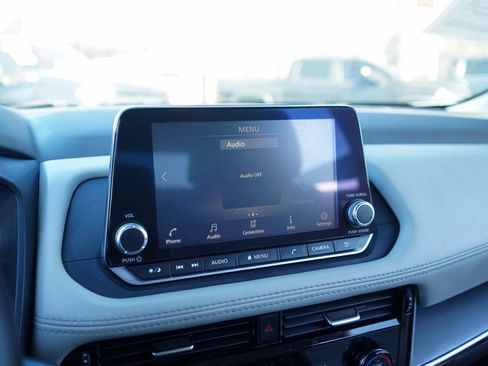 Used 2021 Nissan Rogue SV image 20