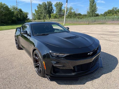 Used 2024 Chevrolet Camaro SS RWD image 96