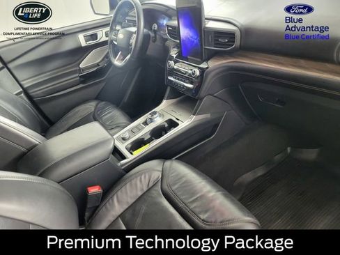 Certified 2022 Ford Explorer Platinum w/ Equipment Group 601A image 18