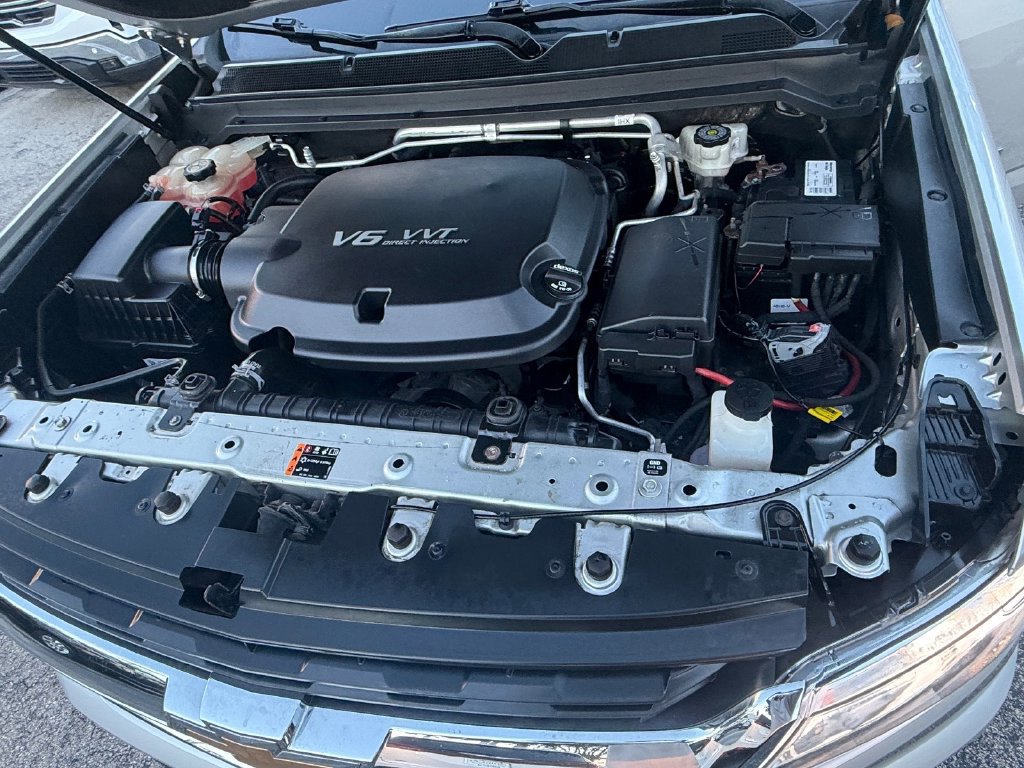 Used 2018 Chevrolet Colorado LT w/ LT Convenience Package RWD image 20