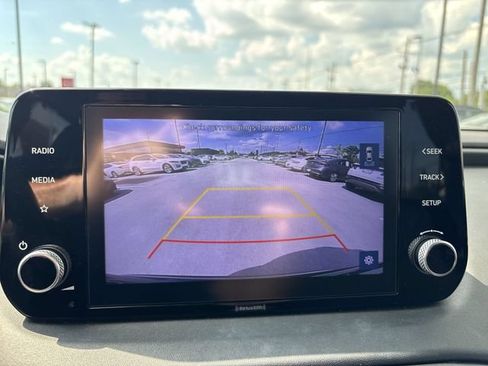 Used 2022 Hyundai Santa Fe SEL w/ Convenience Package AWD/4WD image 17