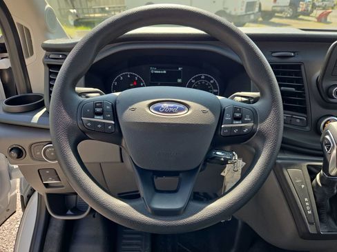 New 2025 Ford Transit 250 148 Medium Roof image 14