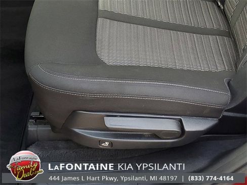 Used 2022 Kia Sorento LX image 23