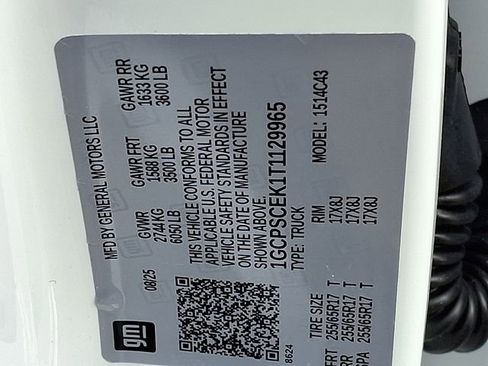 Used 2026 Chevrolet Colorado LT image 22