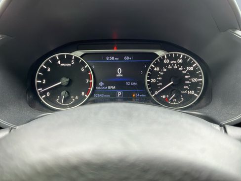 Used 2022 Nissan Altima 2.5 SR FWD image 12