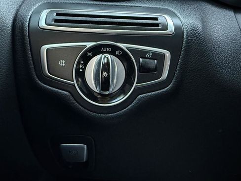 Used 2015 Mercedes-Benz C 300 4MATIC Sedan image 45