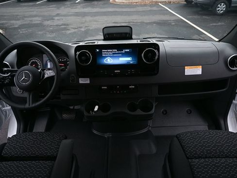 Used 2026 Mercedes-Benz Sprinter 3500 image 16