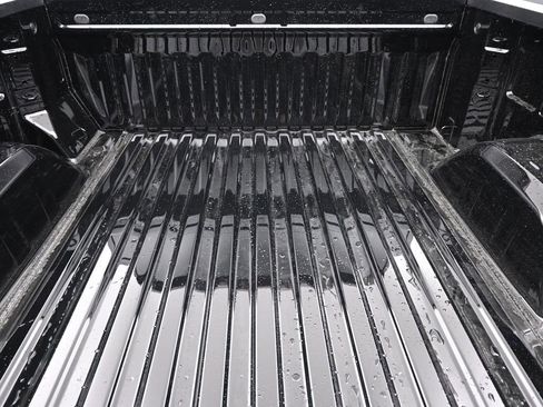 New 2025 Chevrolet Silverado 1500 LT image 10