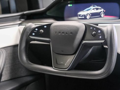 Used 2024 Tesla Model X Plaid AWD/4WD image 17
