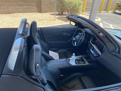 Used 2019 BMW Z4 sDrive30i w/ Executive Package RWD image 5