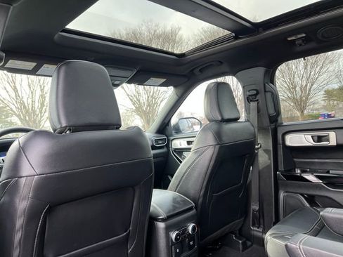 Used 2023 Ford Explorer ST w/ Equipment Group 401A image 26