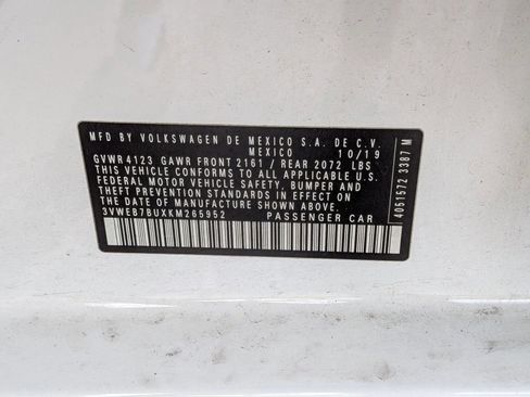 Used 2019 Volkswagen Jetta SEL w/ Cold Weather Package FWD image 23