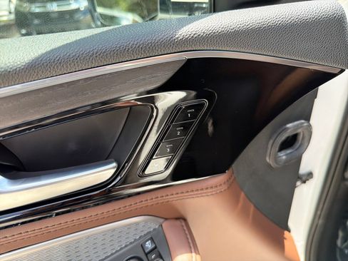 Used 2023 Acura MDX SH-AWD w/ Advance Package image 28