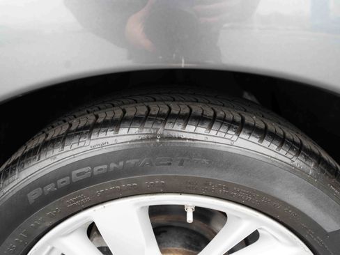 Used 2015 Nissan Altima 2.5 SV w/ Convenience Package image 29