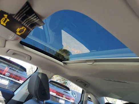 New 2026 Volkswagen Jetta SE image 18