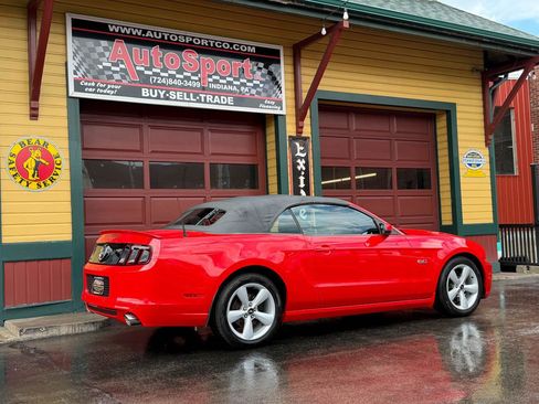 Used 2013 Ford Mustang GT w/ Security Pkg RWD image 6