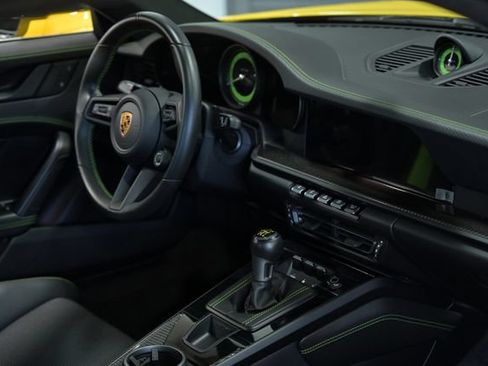 Used 2022 Porsche 911 GT3 RWD image 40
