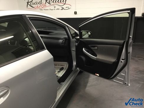 Used 2015 Toyota Prius Three image 42