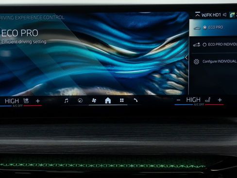 Used 2025 BMW 430i xDrive w/ Premium Package image 28