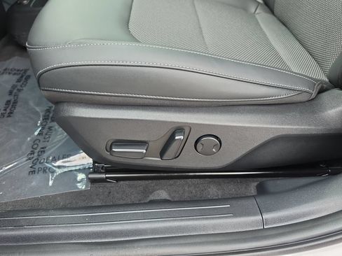 Certified 2025 Kia EV6 Light RWD image 9