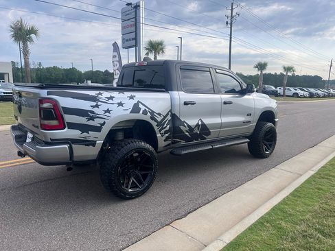Used 2023 RAM 1500 Laramie AWD/4WD image 4