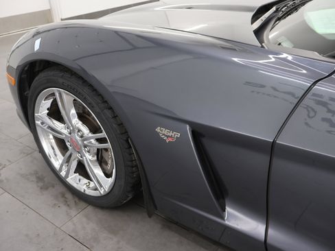 Used 2009 Chevrolet Corvette Coupe w/ Preferred Equipment Group RWD image 28