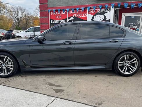 Used 2016 BMW 750i xDrive image 13