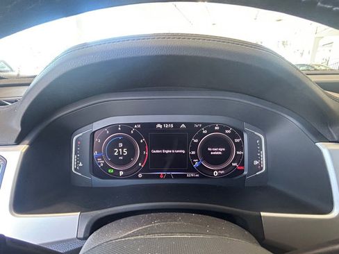 Used 2022 Volkswagen Atlas Cross Sport SEL Premium R-Line image 42