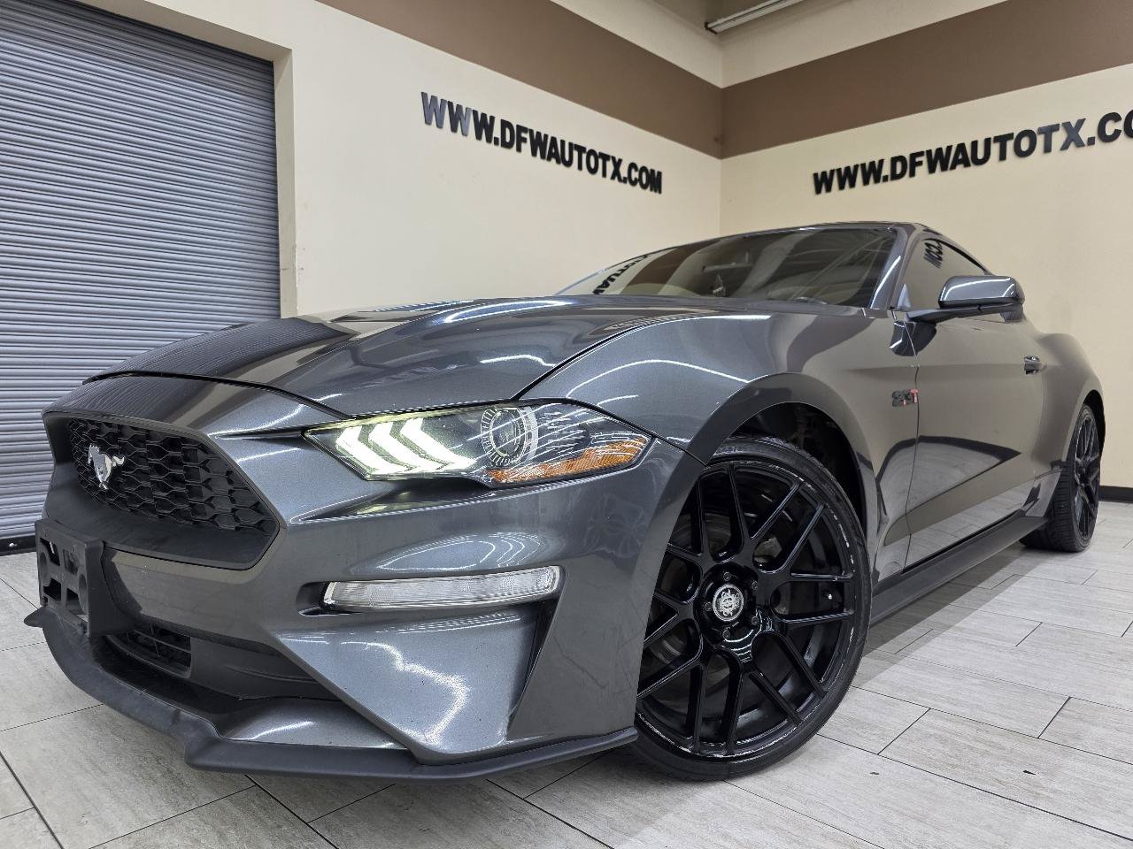 Used 2020 Ford Mustang Coupe w/ Equipment Group 101A RWD image 1