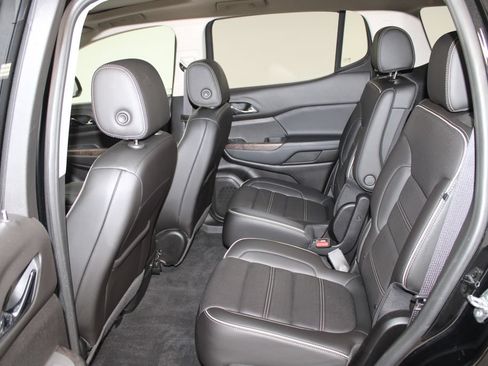 Used 2021 GMC Acadia Denali w/ Denali Technology Package FWD image 22