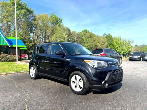 Used 2016 Kia Soul image 3