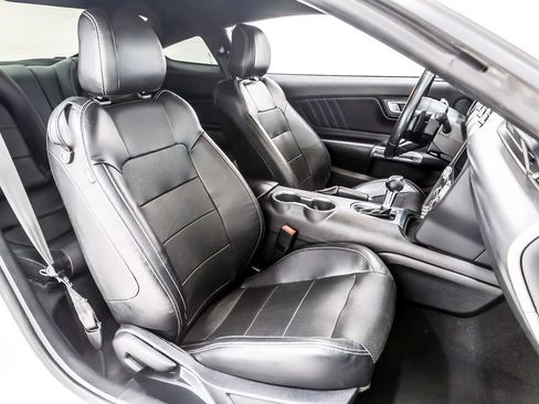 Used 2020 Ford Mustang Premium RWD image 30