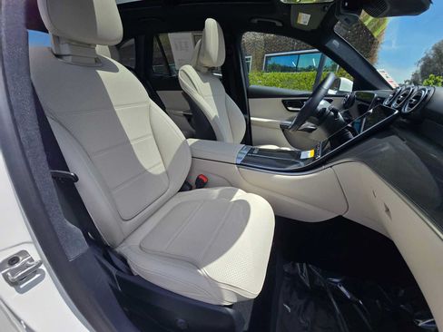 Certified 2026 Mercedes-Benz GLC 300 4MATIC image 10
